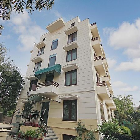 Capital O Tipsyy Near Aravali Biodiversity Park Gurgaon Extérieur photo