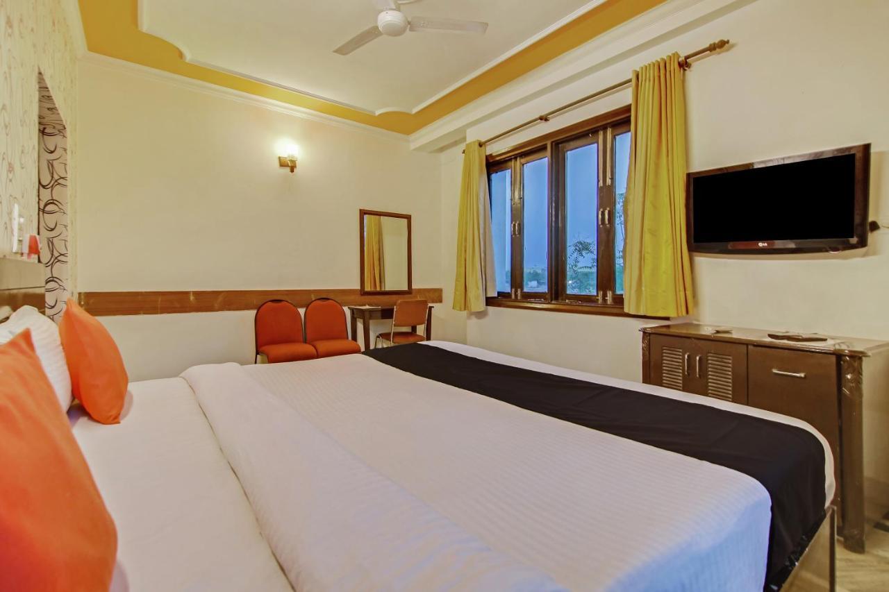 Capital O Tipsyy Near Aravali Biodiversity Park Gurgaon Extérieur photo