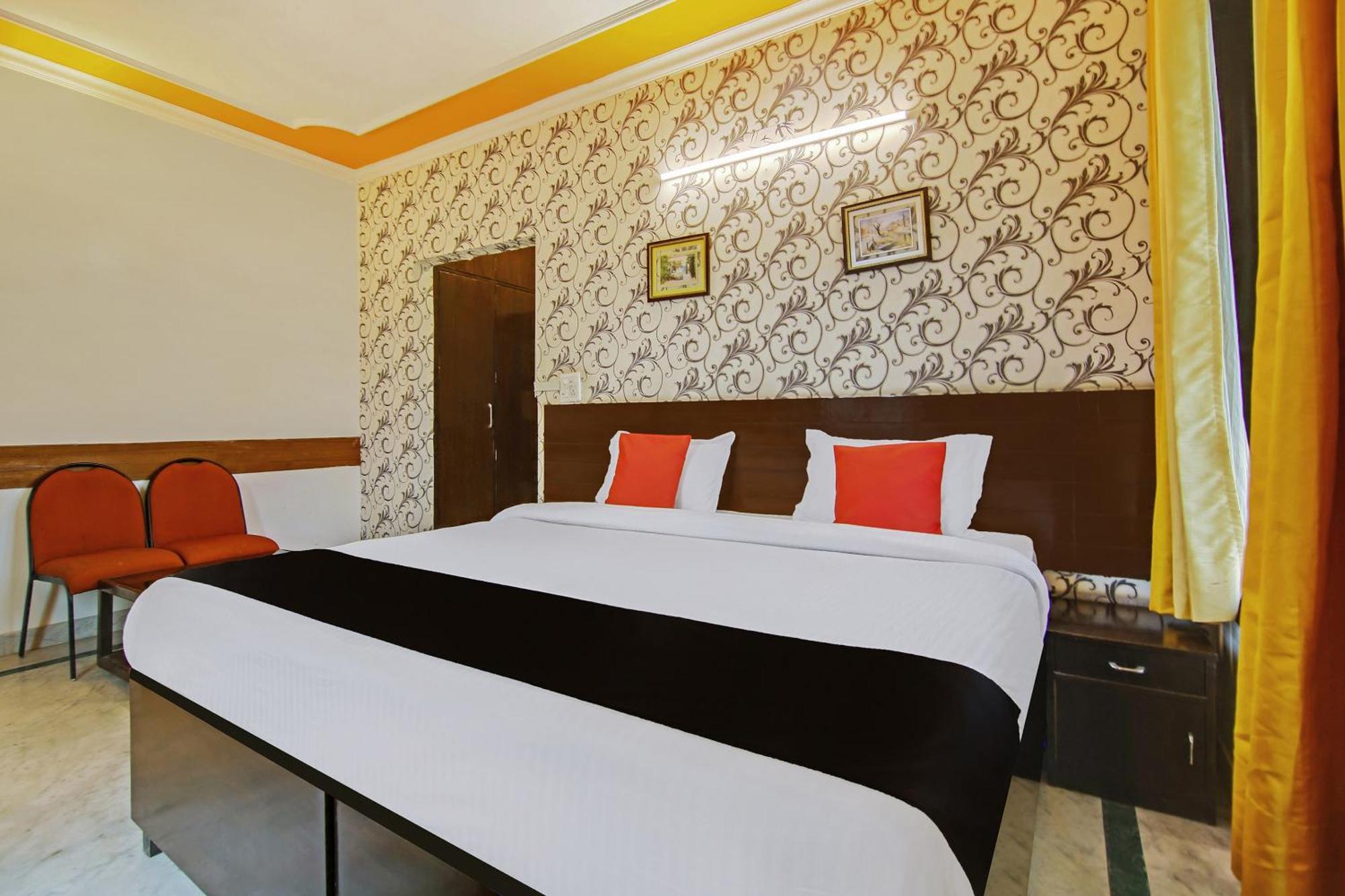 Capital O Tipsyy Near Aravali Biodiversity Park Gurgaon Extérieur photo