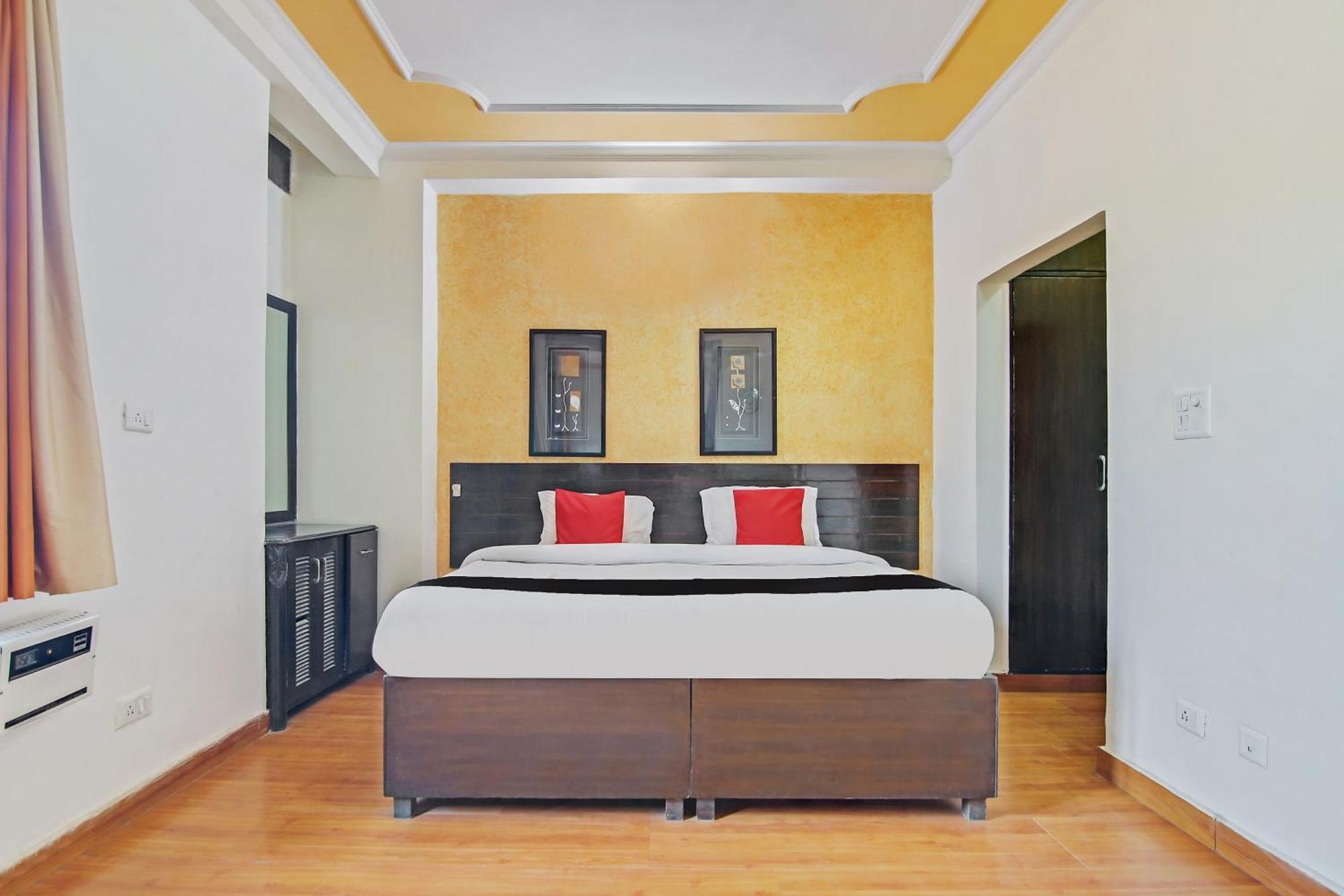 Capital O Tipsyy Near Aravali Biodiversity Park Gurgaon Extérieur photo