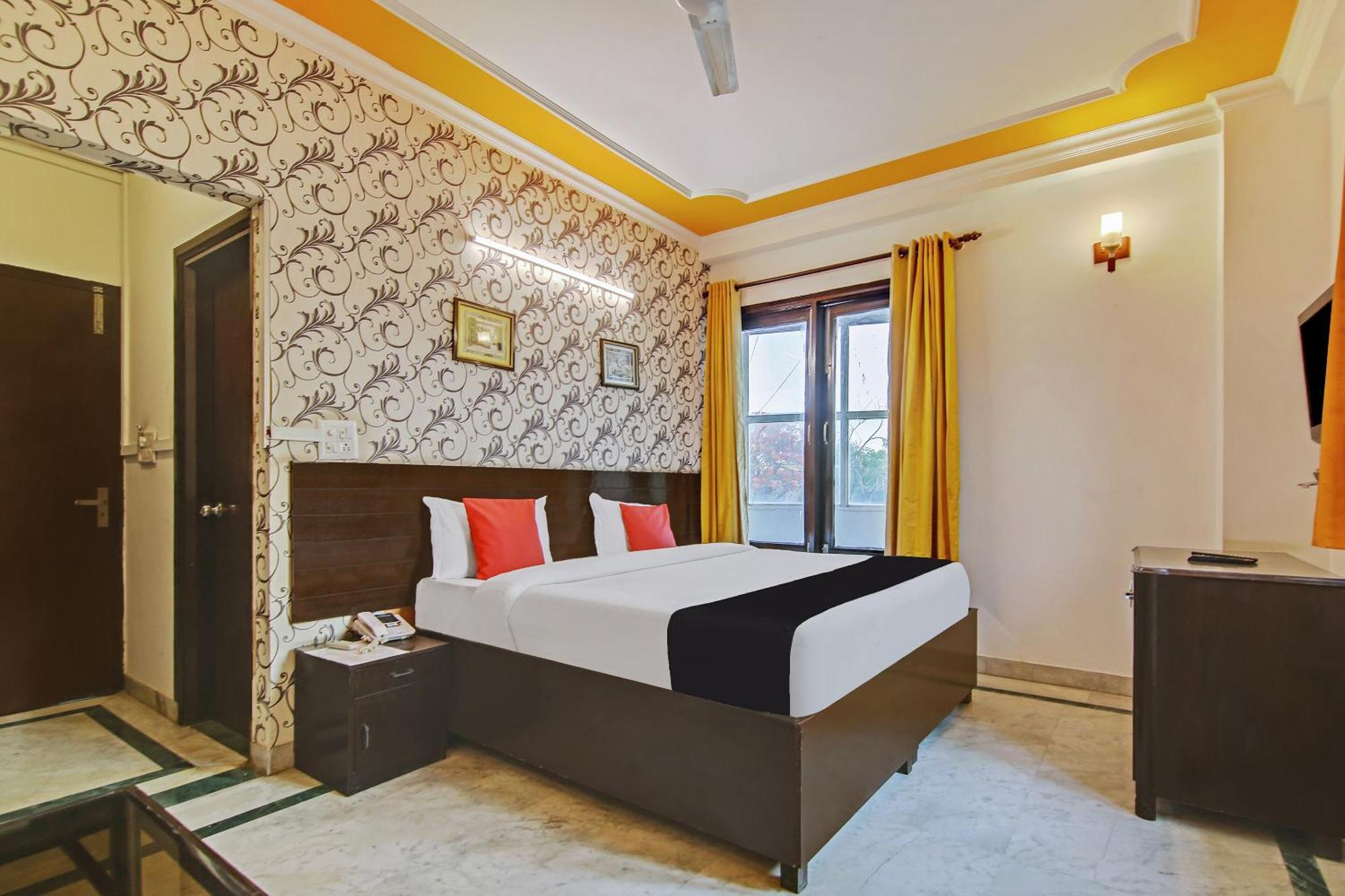 Capital O Tipsyy Near Aravali Biodiversity Park Gurgaon Extérieur photo
